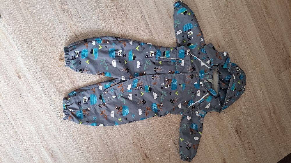 Весенний комбинезон детский