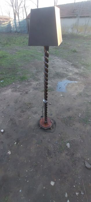 Lampa antica tip coloana infinit