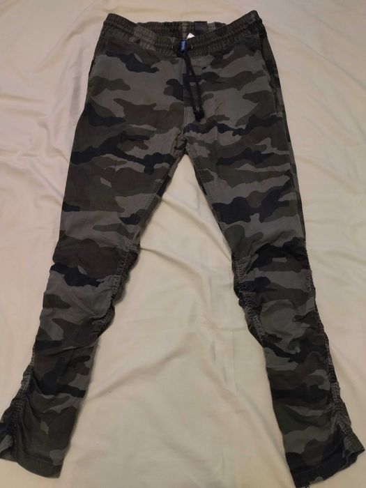 Pantaloni Army H&M originali model deosebit
