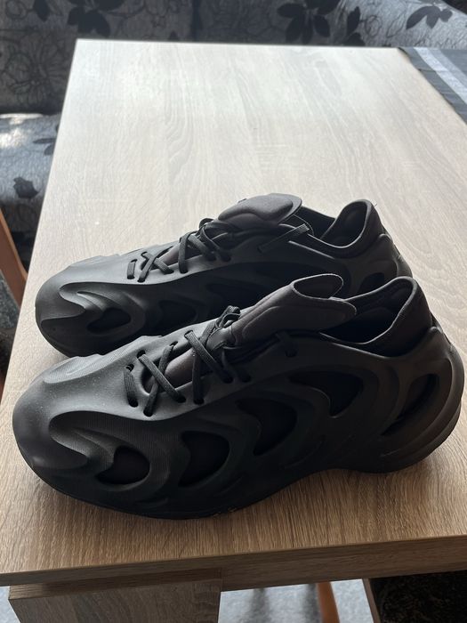 Маратонки Adidas 43 1/3