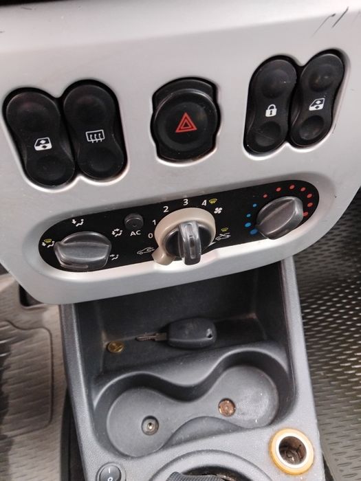 Vand Logan MCV/1,5 diesel/2011