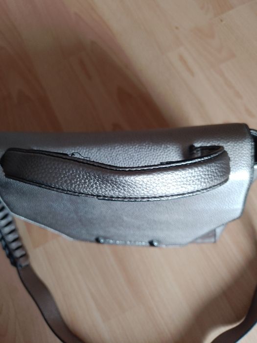 Нова чанта Manila Grace