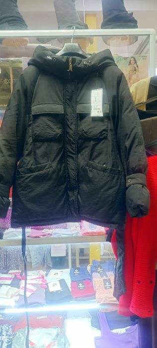 Продам зимнюю куртку
