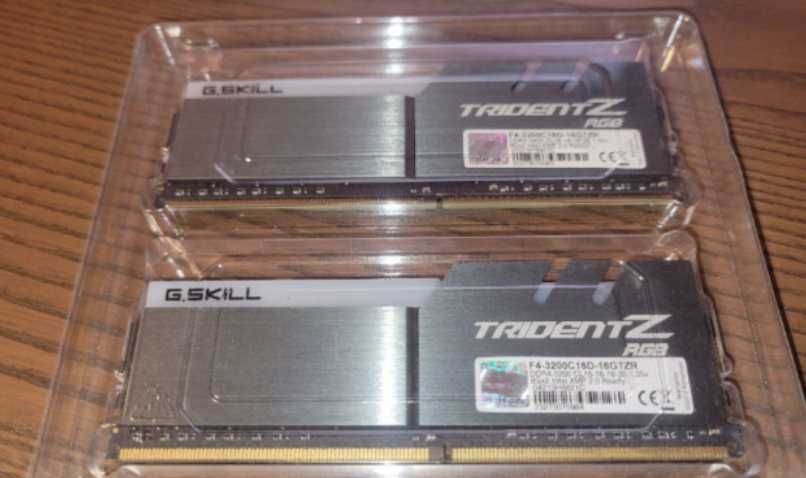 Рам памет G.SKILL Trident Z RGB 8GB DDR4 3200MHz