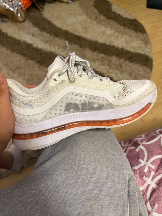 Nike pegasus premium