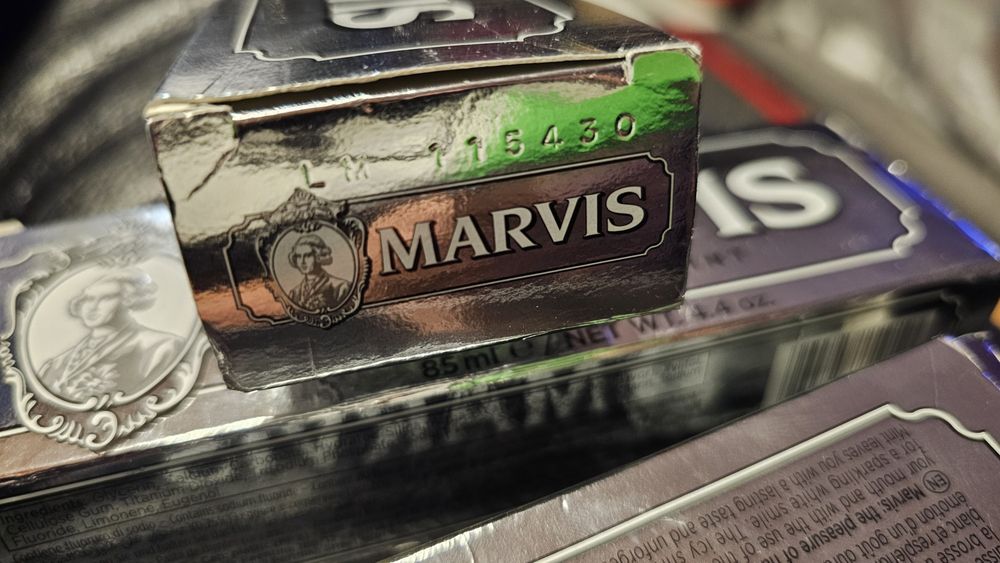 3 бр Луксозна италианска избелваща паста за зъби Marvis Whitening Mint в стандартната голяма опаковка от 85 ml