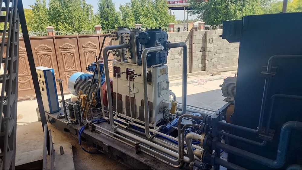 Продается компрессор Sichuan для АГНКС