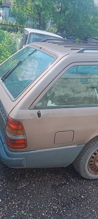 Мерседес Е300 Универсал