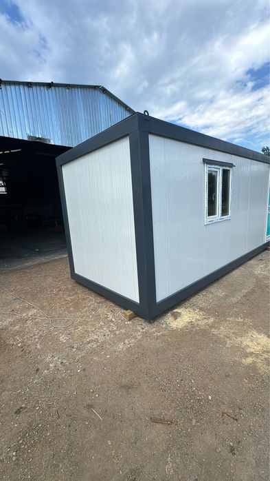 Containere Metalice la Comandă | Calitate Premium | Livrare Oriunde