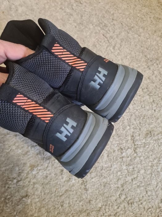 Adidasi/ghete  Helly Hansen