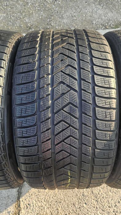 285/30 R21 • Iarna • Pirelli Sottozero 3 100W | 4 buc | Pret/buc