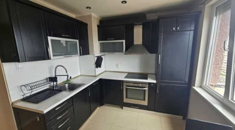 Продава се Двустаен апартамент в София, Център - 67 кв.м за 3508 €/кв.м - Снимка #1