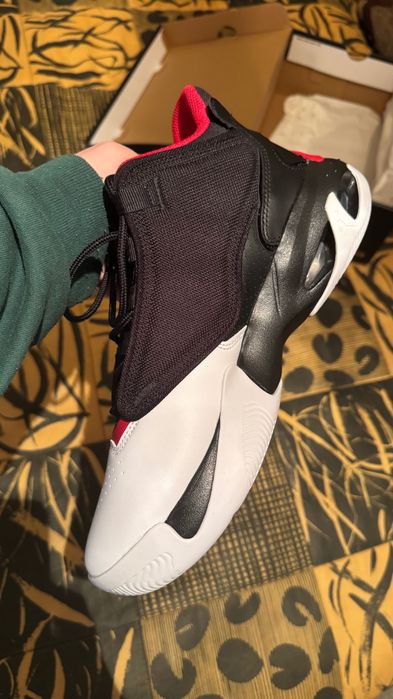 Jordan max aura 4, marime 42,5, nou