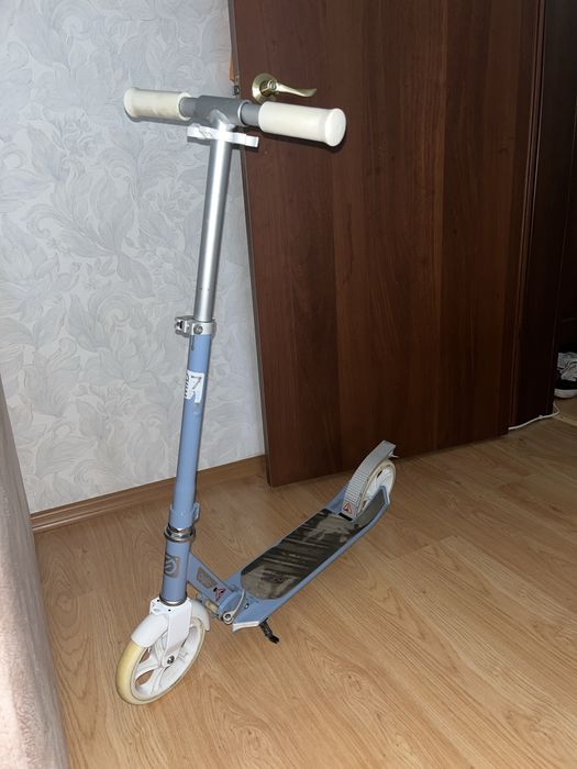 Самокат двухколесный oxelo