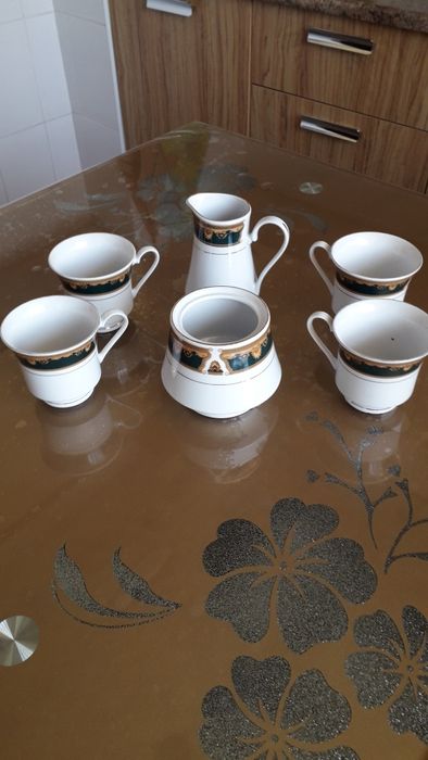 .Чайный набор из 7 предметов.