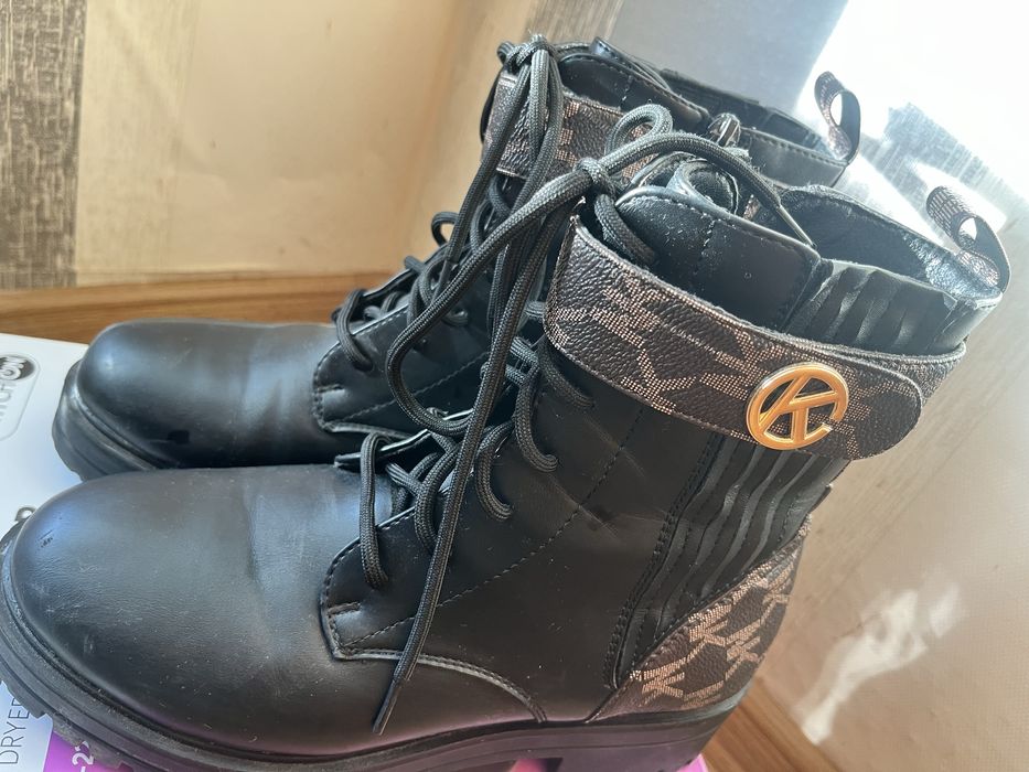 Зимни дамски зимни обувки