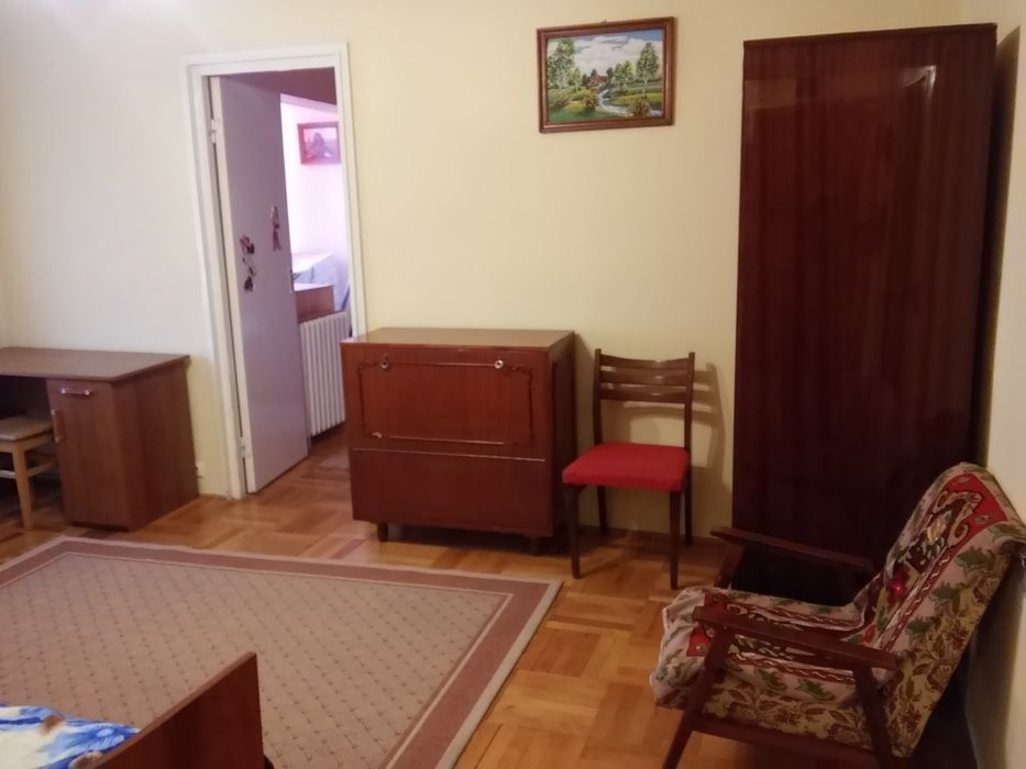 Inchiriez apartament 7 Noiembrie