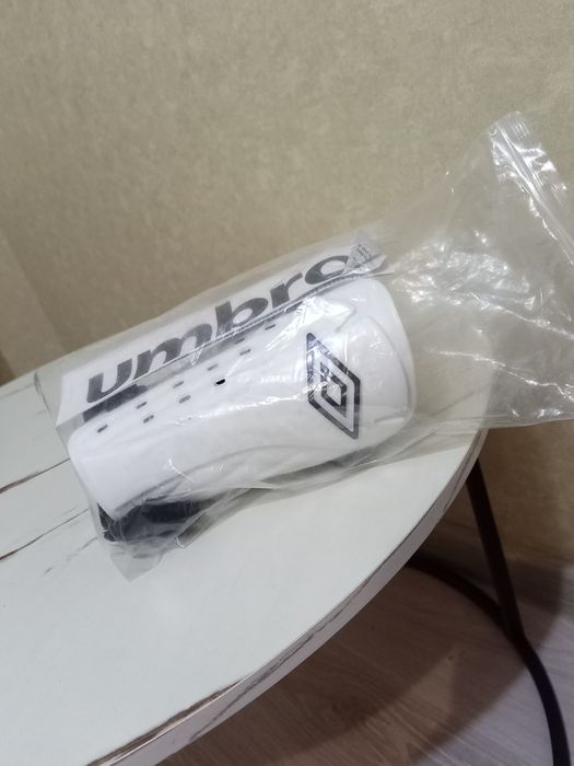 Щитки , для футбола