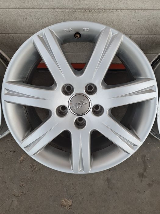 Оригинални джанти за АУДИ AUDI VW SEAT SKODA R16 5x112 ET42 7J