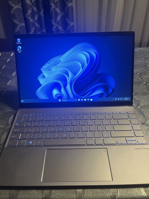 Asus ZenBook um425I