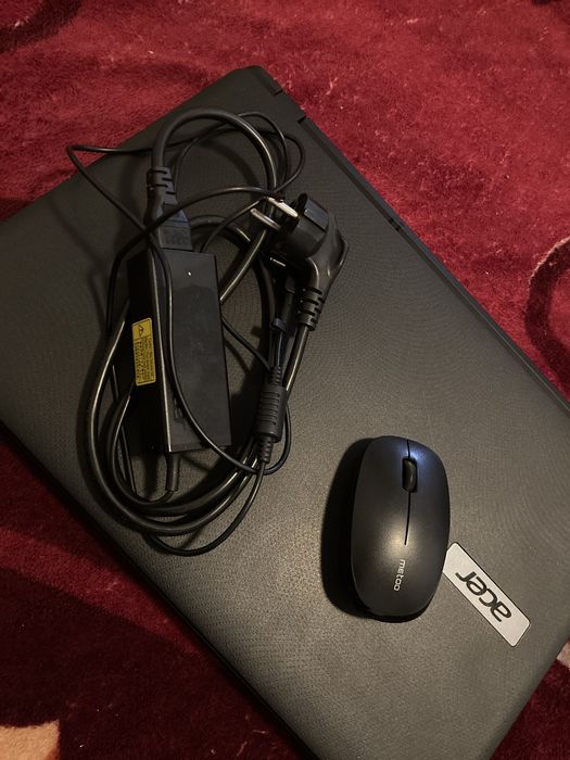 Acer notebook sotiladi. Arzon narxda Holati Yangidek