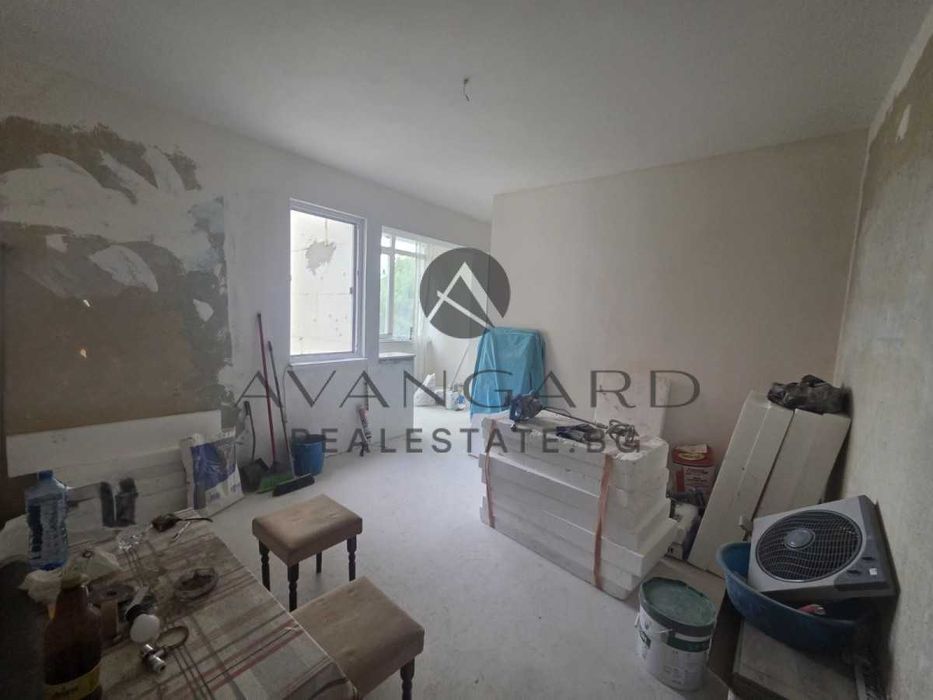 Продава се Двустаен апартамент в Пловдив, Тракия - 36 кв.м за 1945 €/кв.м - Снимка #1