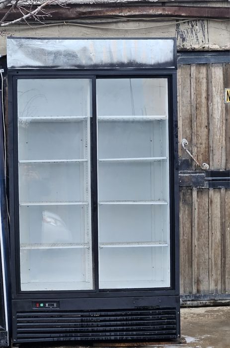 Холодильник  большой