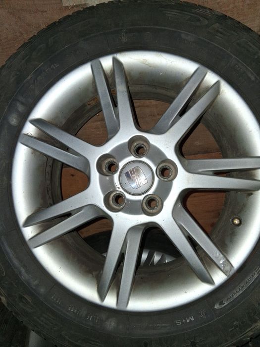 Vand doua modele de jante,R15, unele 5x112 si unele 5x110