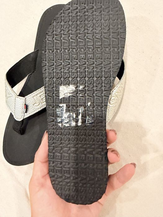 Чехли Tommy Hilfiger
