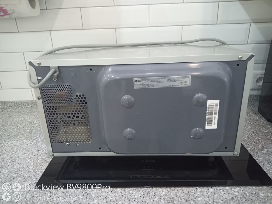 Микроволновка LG