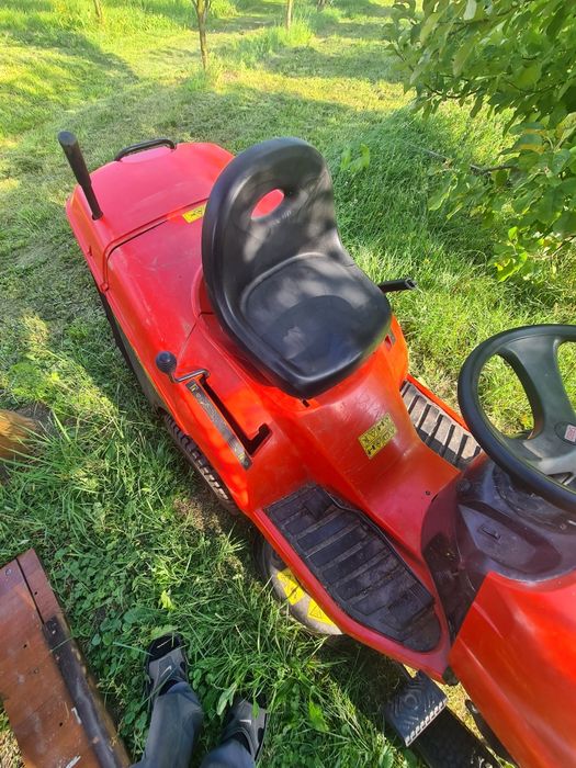 Tractor de gazon Sabo