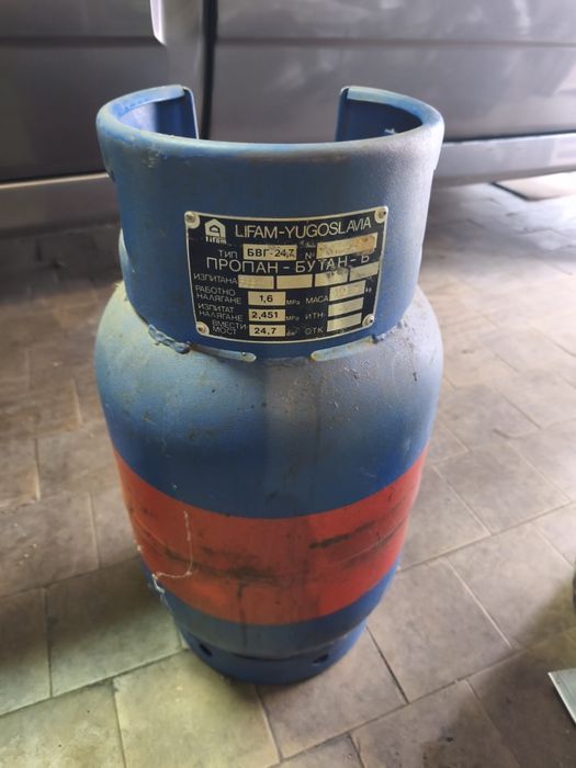 Продавам газова бутилка 24 литра
