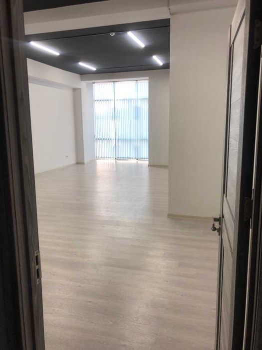 Аренда офис в БЦ 600кв.м Яккасарайский р-н, вдоль дороги ори.Piramit