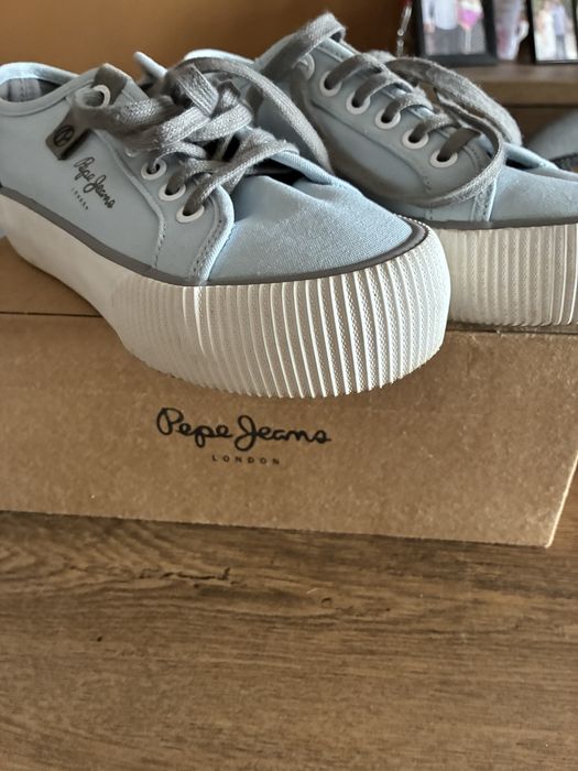 Дамски кецове Pepe jeans 36 номер. Нови!