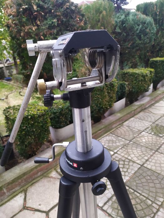 Профи тежкотоварен фото- видео статив QuickSet гр. Асеновград • OLX.bg