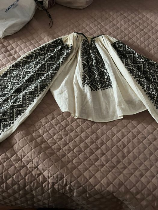 De vânzare superb  costum popular autentic