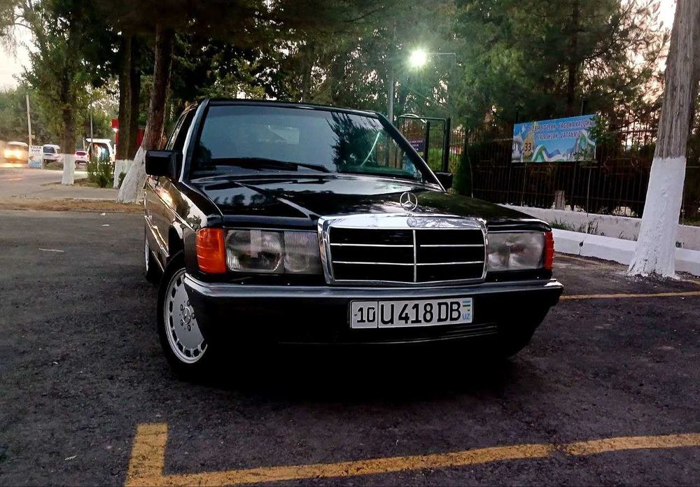 SROCHNA Mercedes Benz  190 W 201 SOTILADI