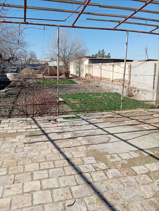 Бухоро вилоят Коракул туманида участка сотилади