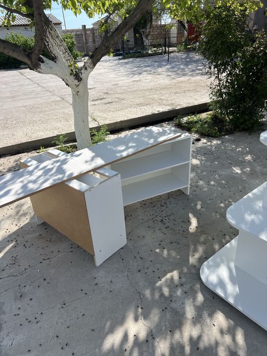 Полка для одежный магазин