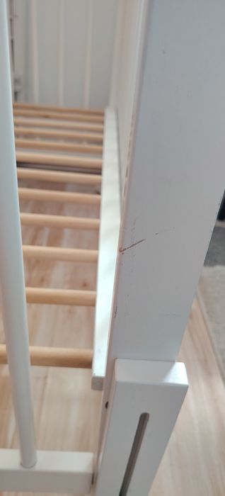 Pătuț din lemn,  cu roti , și saltea inclusa. 50x70x90cm