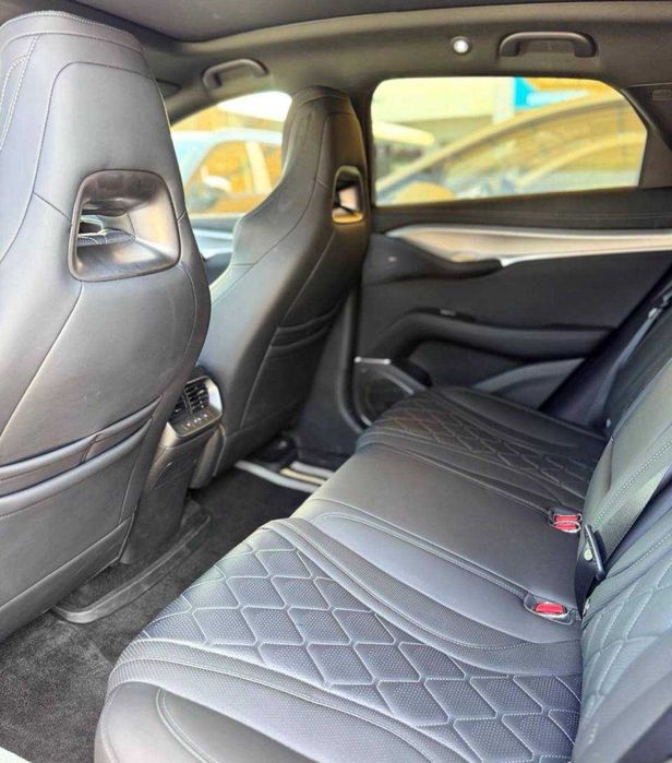 BYD Sealion 07 Standart 610km Naqt va Nasiya Savdo