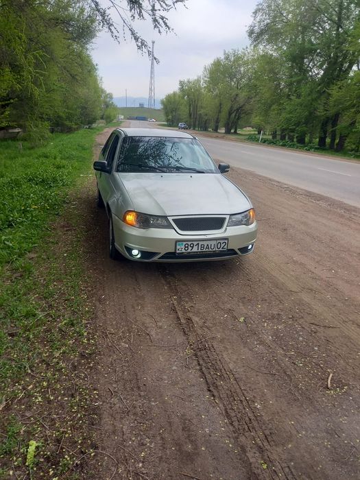 Продам нексия-2 в
