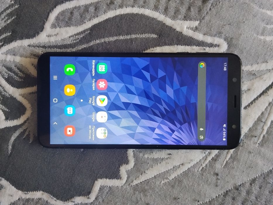 Samsung J8. Доставка