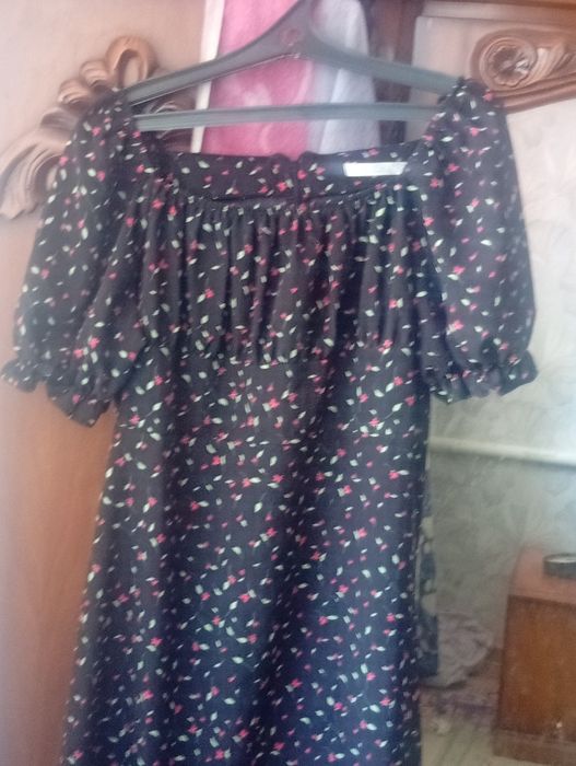 Продам платье новое