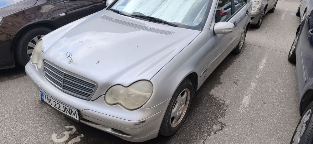 MERCEDES-BENZ C-Class 2004 — imagine 3