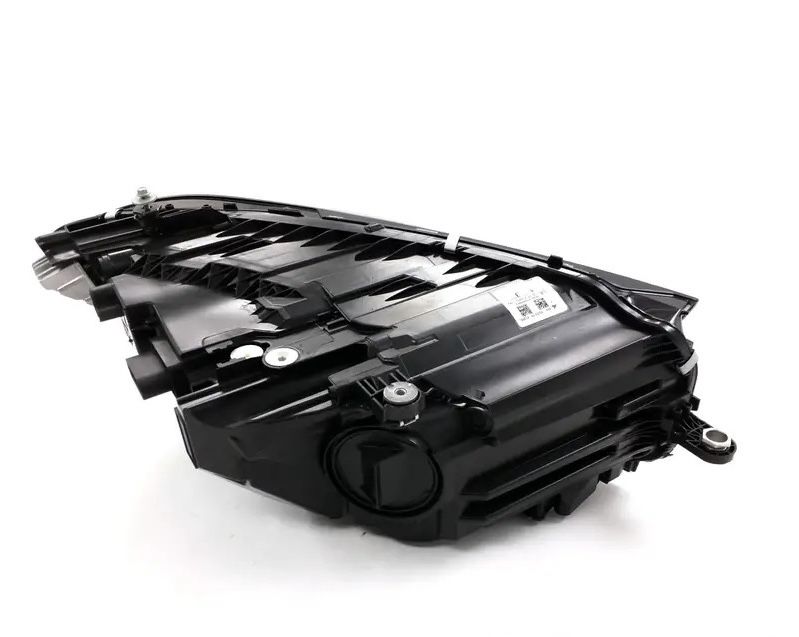 Mercedes W223 ляв фар DIGITAL