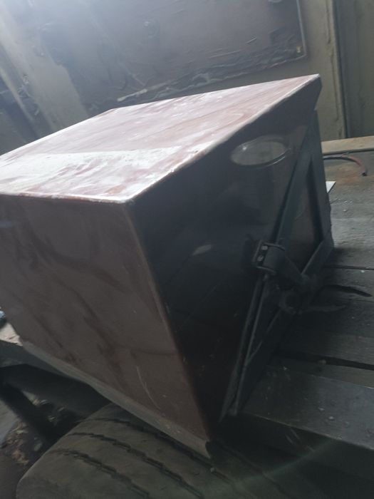 Ящик для аккумулятора