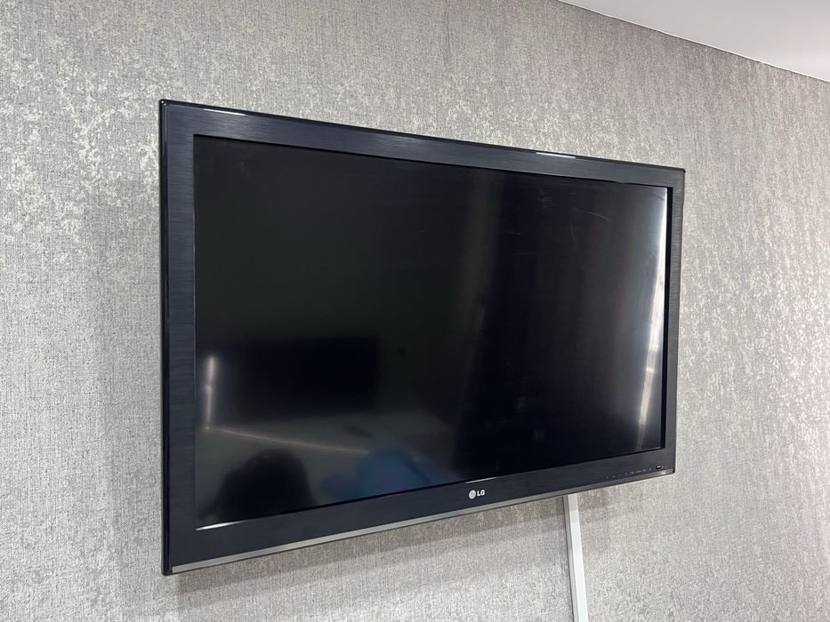 Продам телевизор в рабочем состояний