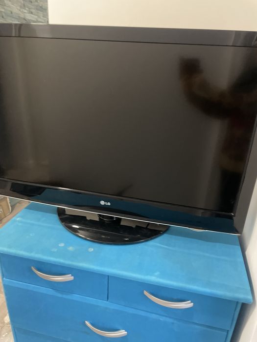 Lg televizor 108 cm