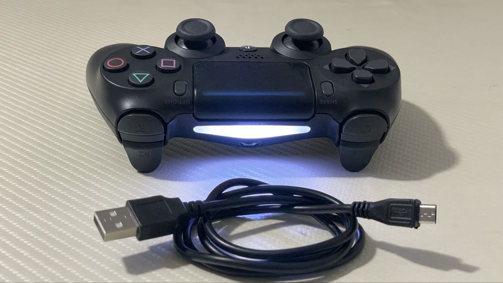Джостик от ps4, Dualshok 4